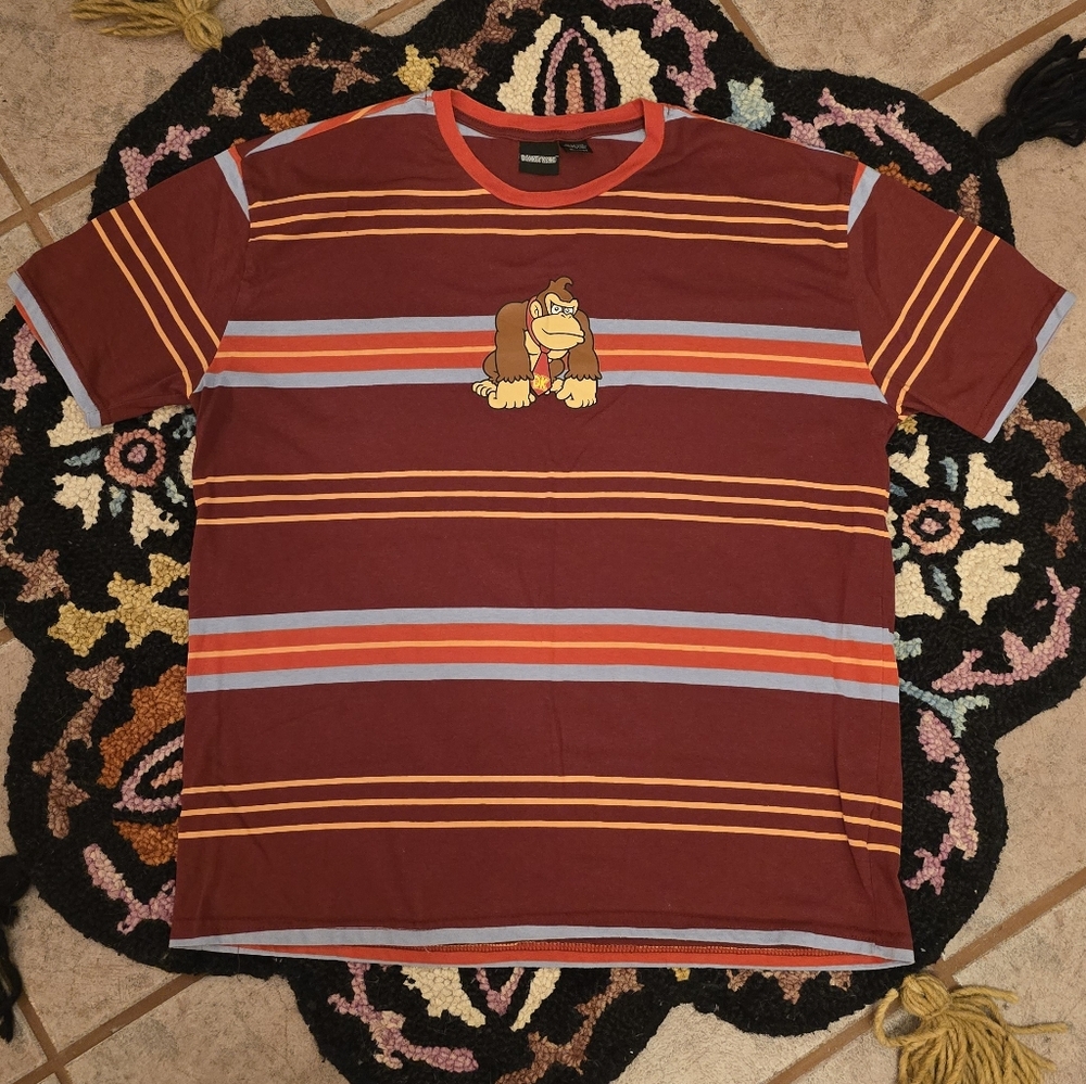🔥🔥 Nintendo Donkey Kong Striped T-Shirt - BoxLunch Exclusive🔥🔥 Size XL